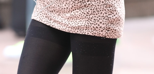 http://tights-details.tumblr.com/post/98054738348