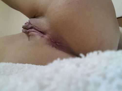 Porn photo oursecretnudelife:  Myyy Meatyyyyyy pusssyyyy♡♡♡