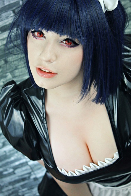 iriscosplay:  We’ve hit the cleavage jackpot with the Canadian hot cosplay girl KanaSource: KanaIriscosplay