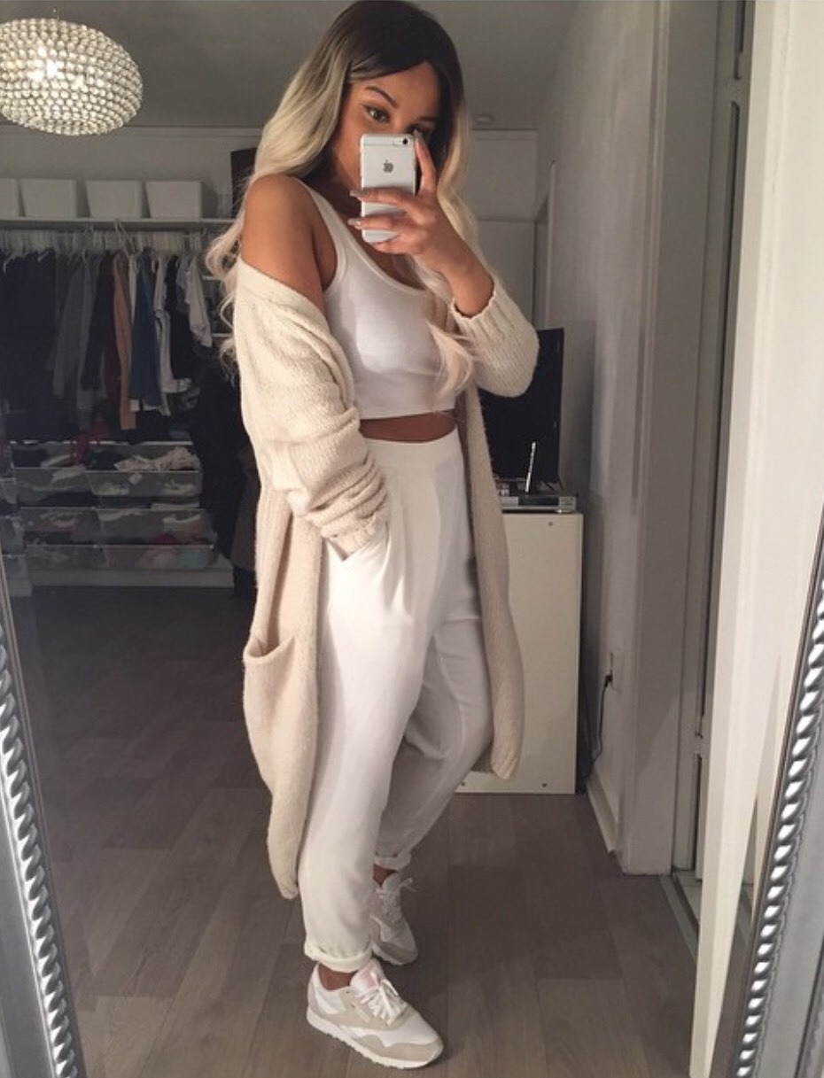babygirlllxo:  💋
