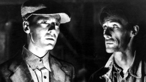 wehadfacesthen:Henry Fonda and John Carradine in The Grapes of Wrath (John Ford, 1940)