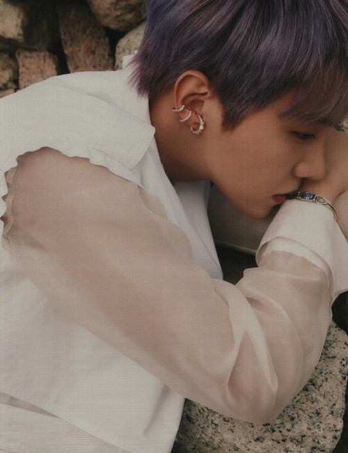 SPECIAL 8 PHOTO-FOLIO - J-HOPE II