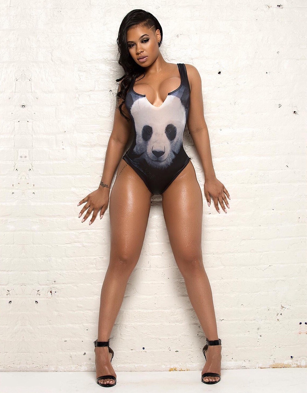 dream-girls-only:Panda Supreme