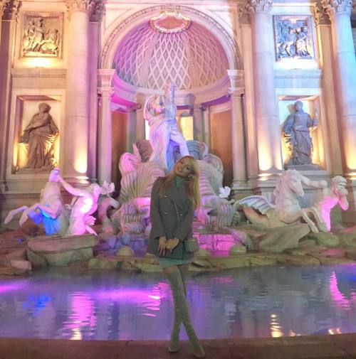 hottygram: Amazing #LasVegas #caesarspalace ⛲️ by ekaterinakoba