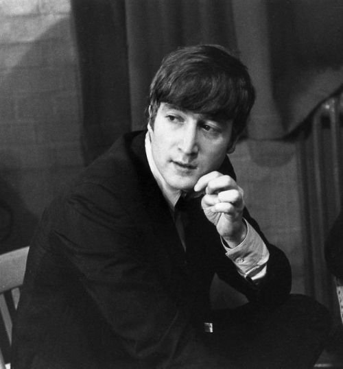 todosphotos:Beatle John