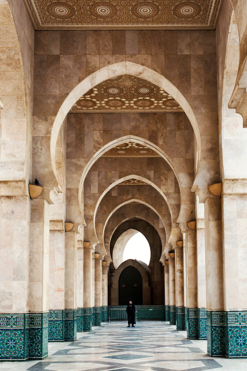 tiltedsyllogism:noizzex:by Tomi Nieminen Hassan II Mosque, Casablanca, Morroco