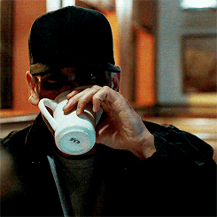 gentlekirk:  #shows up to murder you #fifteen minutes late with starbucks