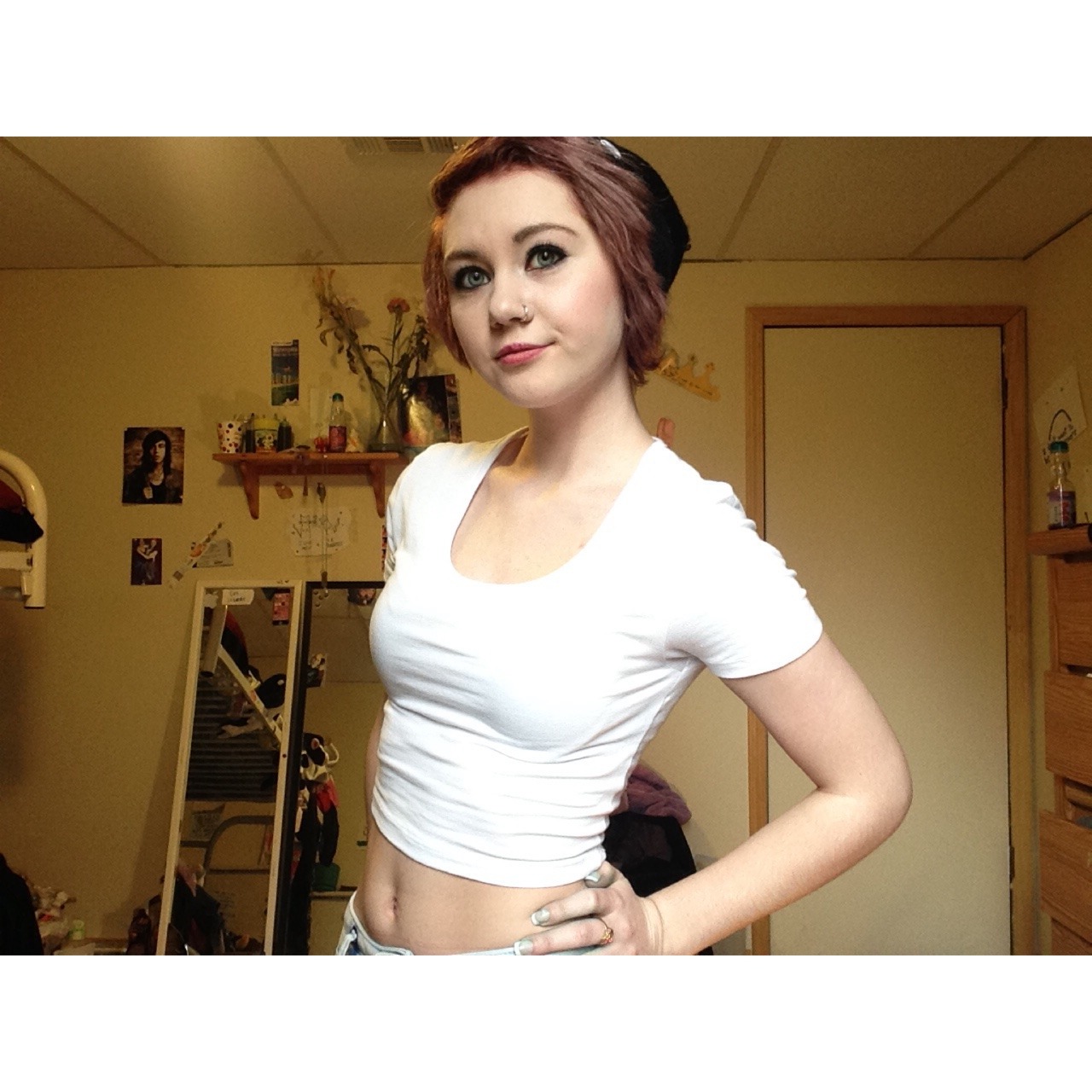 lifeisgross:  Ragstock shirts are my favorite.