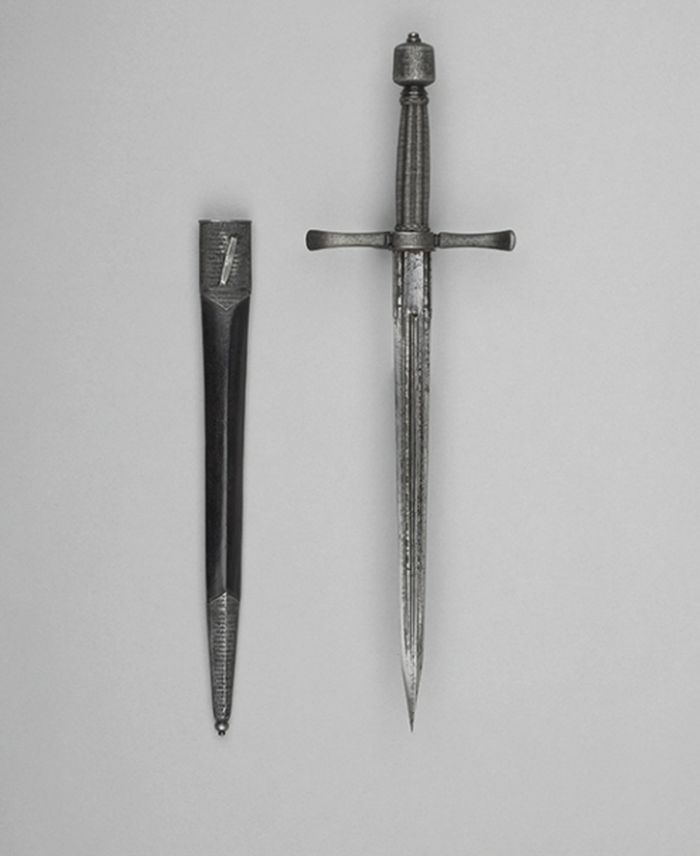 art-of-swords:  Rapier and Dagger Set Dated: circa 1620; possibly 19th century (dagger