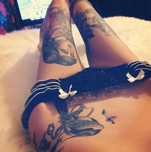 tastefullyslutty.tumblr.com/post/45256854836/