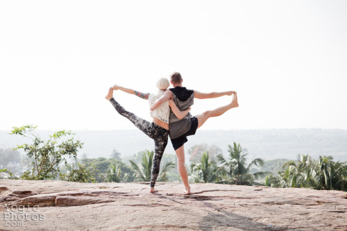 Kate & Sergey Melkote, Karnataka, India Christine Hewitt © yogicphotos.com