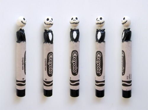 archiemcphee:  It’s never too soon to share more of Hoang Tran’s pop culture-based crayon sculptures (previously featured here). In addition to the extraordinarily careful carving (check out how thin Jack Skellington’s neck is!), Tran melts other