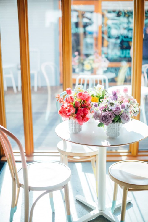 A Perfectly Pastel Easter Table Idea  // Sugar &amp; Cloth♥ Follow For Recipes, DIYs