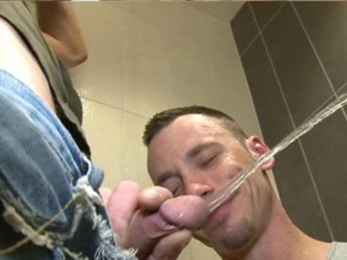 808inlbc:  Piss play