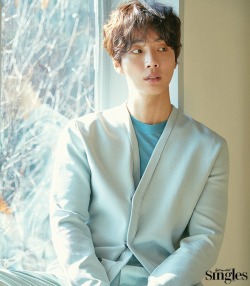 stylekorea:Yoon Si Yoon for Singles Korea March 2018. 