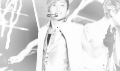 b-yongguk:   130406 B.A.P - "ONE SHOT" Goodbye Stage    