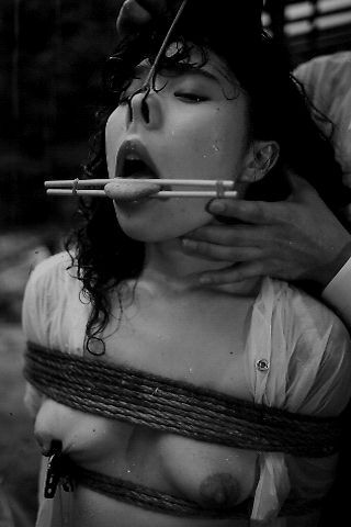 sashalee-kong:  3-15-2015: How about a post before I make our lunch? I’m finding