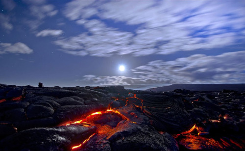 awkwardsituationist:  sean king has been photographing the volcanoes and lava flows of pahoa island since he left behind his life as a carpenter in new york and moved his family to hawaii eight years ago. “i usually shoot wide angle 15 to 25 second