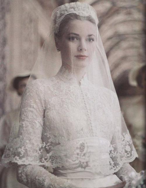  Grace Kelly’s Wedding HeadpieceDesigned by Helen Rose, American, 1904 - 1985. Made by the war