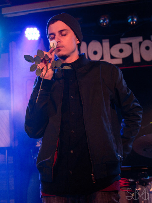 “Yeah I’m doing well / I got some roses to smell…”Watsky at Molotow in Hamburg, 06/10/2016