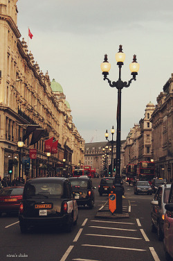 ninasclicks:  Regent street golden hour on Flickr.