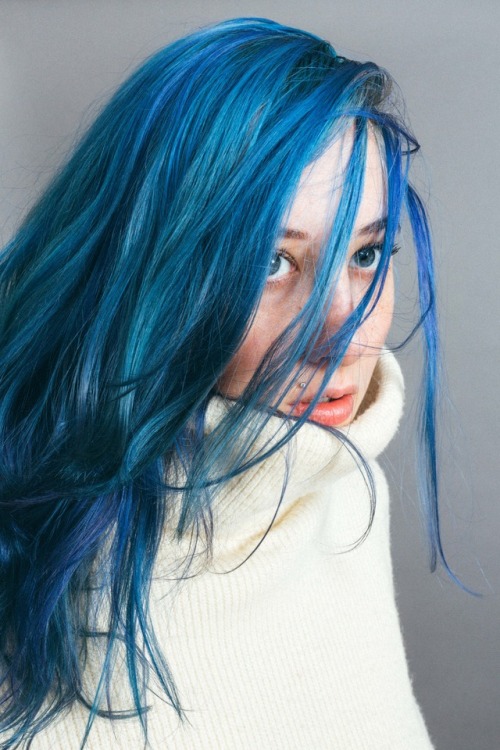 zthebug:  “The only time I took the whole pill” Me by Erin Albrecht