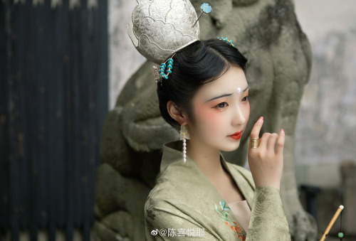 [Hanfu · 漢服]China Song Dynasty Chinese Traditional Clothing Hanfu Photoshoots Model：@ 陈喜悦耶 Hanfu： @慕