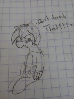 pony-chanowo: He say dont touch   @shinonsfw  lol poor lil ponyo, thats adorable