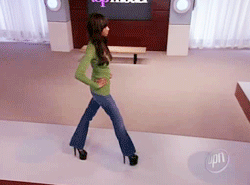 alesusknowles:  Walking into the club  Walking out after a few drinks          