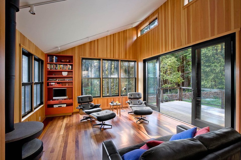 lokifirefox:  Mendocino County House At 840 sq ft, this is techncially too big to