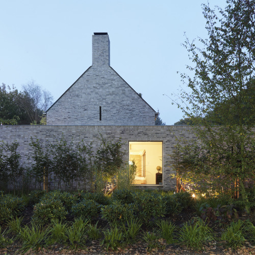 subtilitas:  Bedaux de Brouwer Architecten - Villa Rotonda, Goirle 2011. Photos © Michel Kievits. 