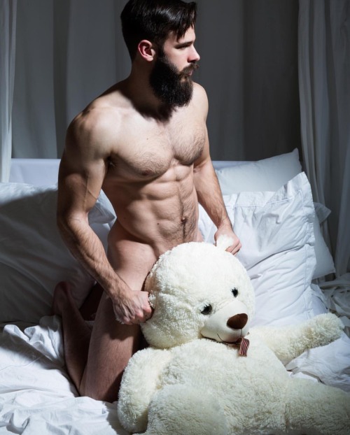 sprinkledpeen:  Jean Killian by Pascal Pprl 
