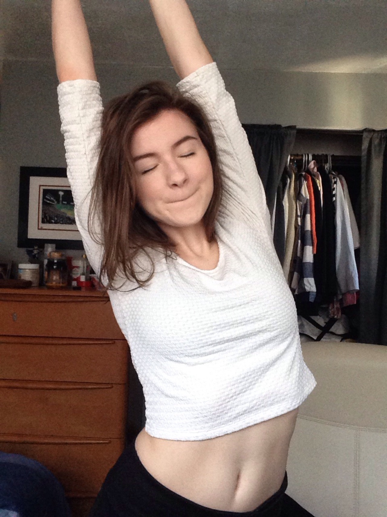 starlightshades:  Officially 19!! Its also national pancake day and women’s day