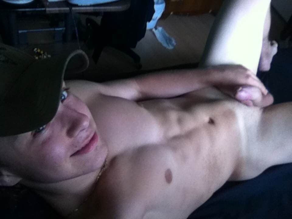 caseyparker123:  22 year old - Josh