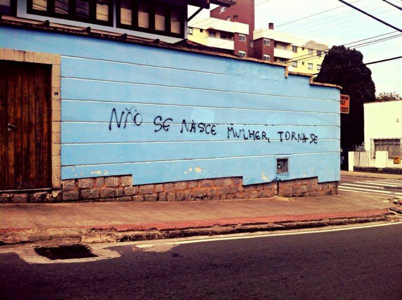 olheosmuros:  &ldquo;Não se nasce mulher, torna-se&rdquo; Florianópolis,