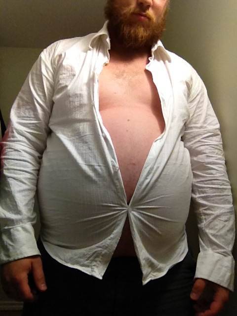growbretgrow:  schlago:  panz8ne:  a gorgeous boy who just entered tumblr!  Super belly nice  That’s me. ;) 
