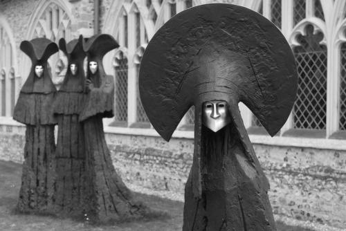 (via Philip Jackson Sculpture Exhibition - Digital Grin Photography Forum)