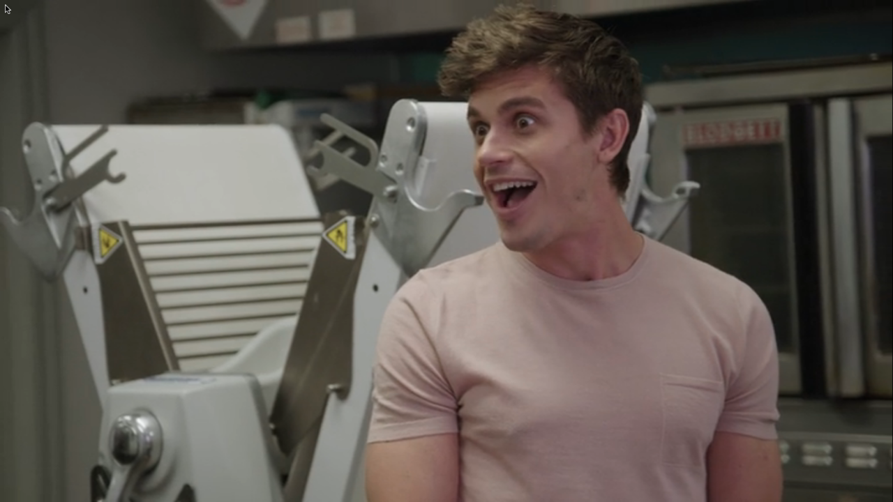 cannon-fannon:Antoni being excited and interacting with kids is the best. 