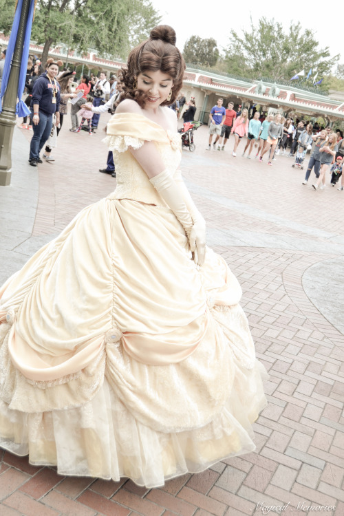 magicalmemoriesbymaddy:Belle | Flickr   