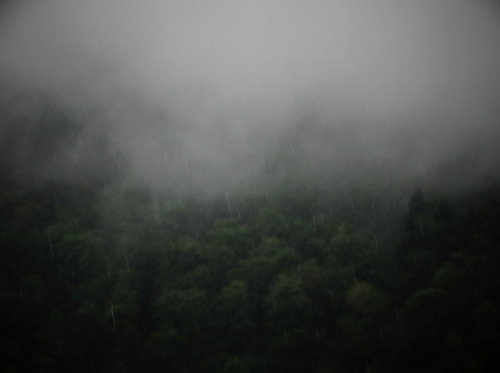 Porn laraiara: Summer rain over Bucegi Mountains photos