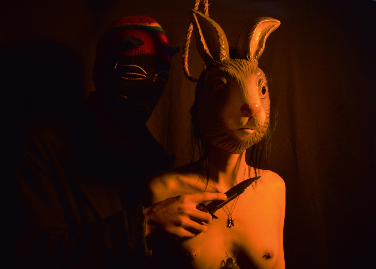 lunariums:Photographer: Duncan RobertsonFlickr | InstagramModels: Hailee and Luke