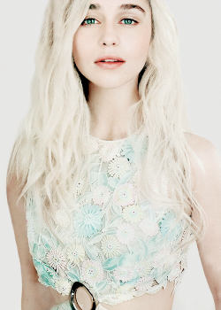 EMILIA CLARKE // photographed by Paolo Roversi