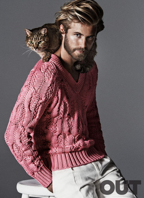 ballpointbitch:  admirall-halsey:  alekzmx:  a whole buch of Guys with Cats  Sorry