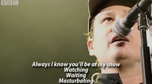 tomdelongue:blink-182 - all the small things @ Reading 2014 [x]