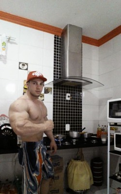 BIG MUSCLE GODS