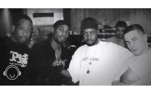 hiphopaddiction:   Legendary picture! DJ Premier, D’Angelo, J Dilla, and The Alchemist
