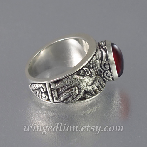 Griffin ring from wingedlion.etsy.com