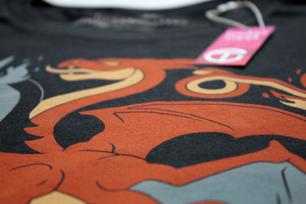 trinketgeek:  Just some more photos of my T-Shirts. Currently getting them and everything