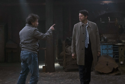 holysuddenappearancesmisha:Misha Collins as Castiel and Curtis Armstrong as Metatron in SPN 11x06 