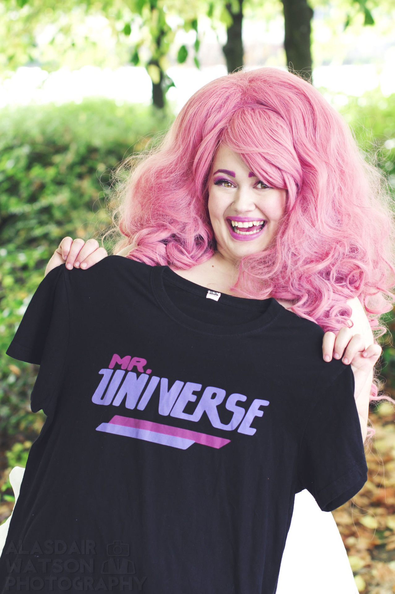 shota-moon:  Isn’t it remarkable, Steven?Ah! My Rose Quartz cosplay phots came